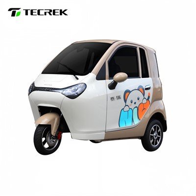 Motosikal 3 roda berbumbung